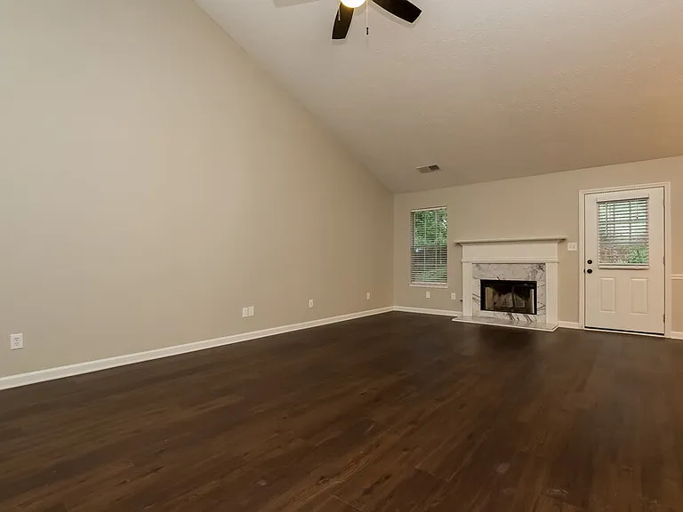 2350 Larpent Court — Photo 4