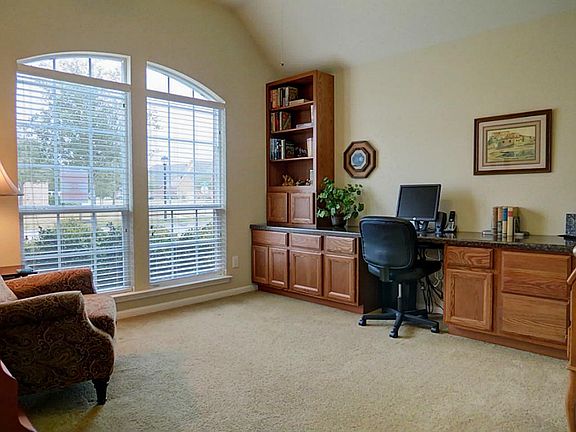 3rd image of 20606 Saddleback Chase Ln