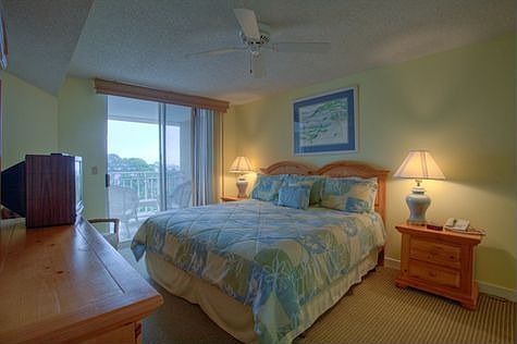 4th image of 1470 Wood Ave APT 503