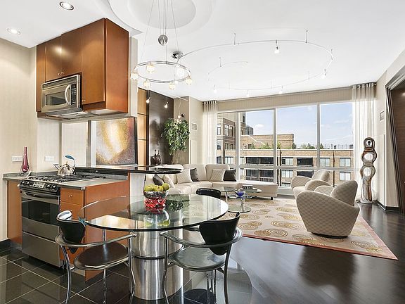4th image of 230 W 56th St APT 52F