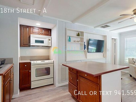5th image of 1239 18th St APT A