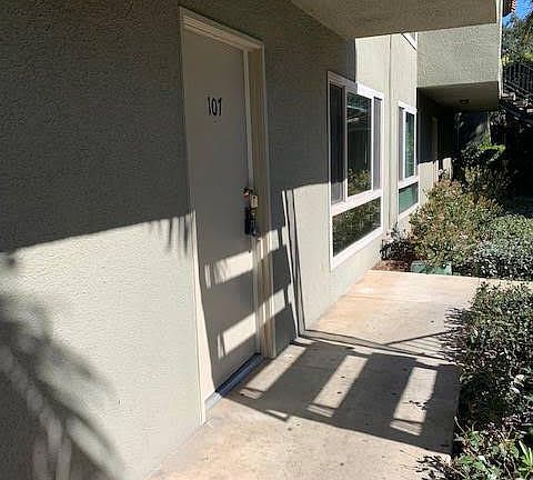 5th image of 216 W Victoria St #107