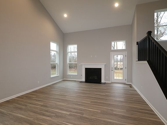 4th image of 5426 Aspen Wood Ln