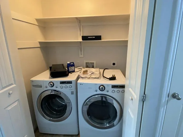 1512 N 540 W #103 — Photo 4
