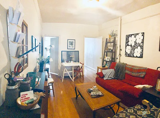 Rented by Level Group | media 11