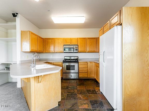 4th image of 8041 N Gambel Dr #S24