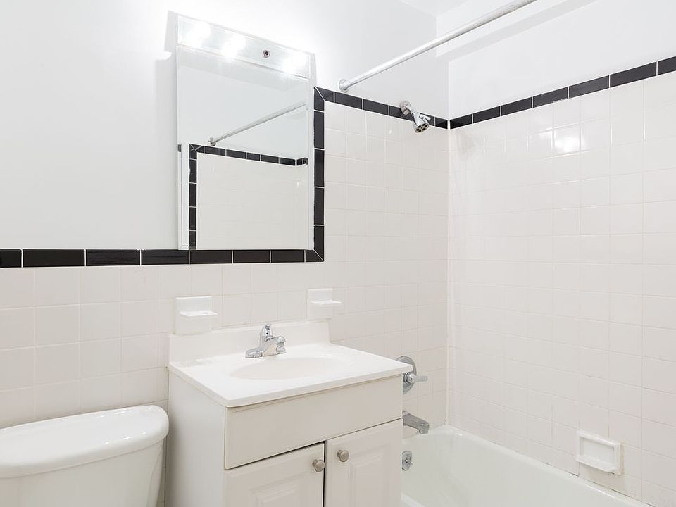 1st image of 210 W 89th St APT 10L