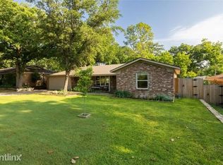 708R Edgehill Dr, Hurst, TX 76053
