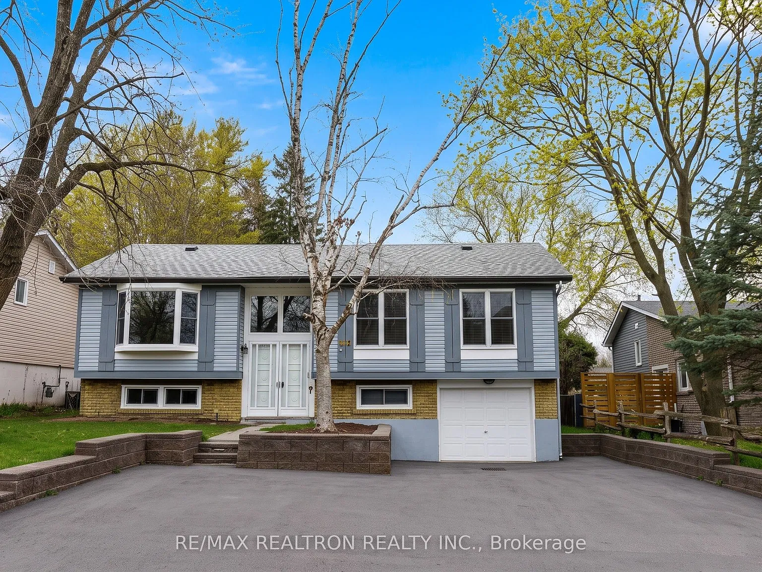 3 bed, $3,000 — Photo 2