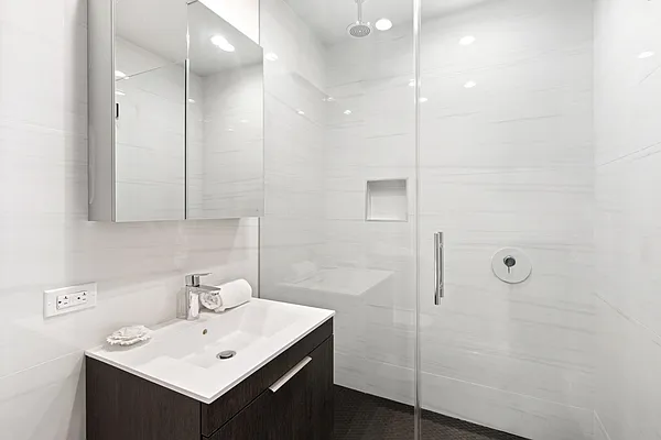 Sold by Douglas Elliman | media 24