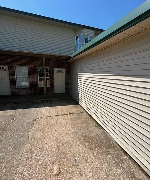 12 Lumpkin Dr #6 — Photo 13