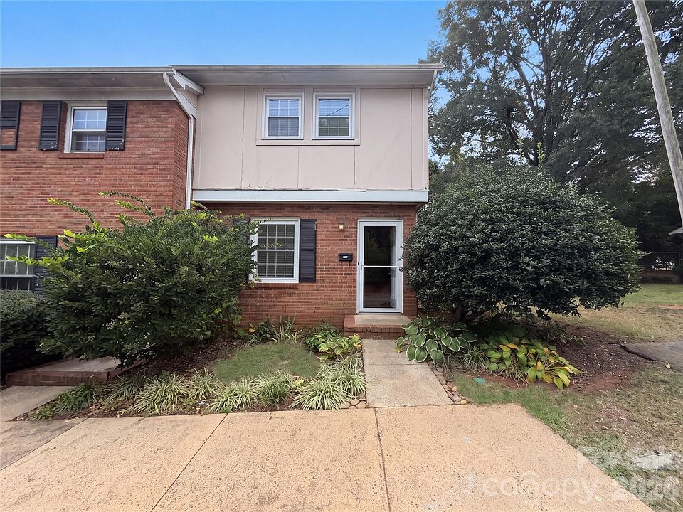 1st image of 1786 Ebenezer Rd APT A