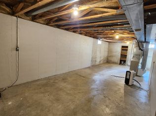 3 bed, 2.0 bath, 1200 sqft, $1,595, Waupun, WI 53963