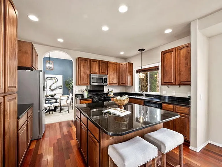2547 W Blackberry Loop — Photo 13