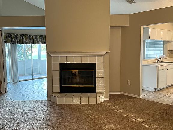 4th image of 2914 Shannon Cir