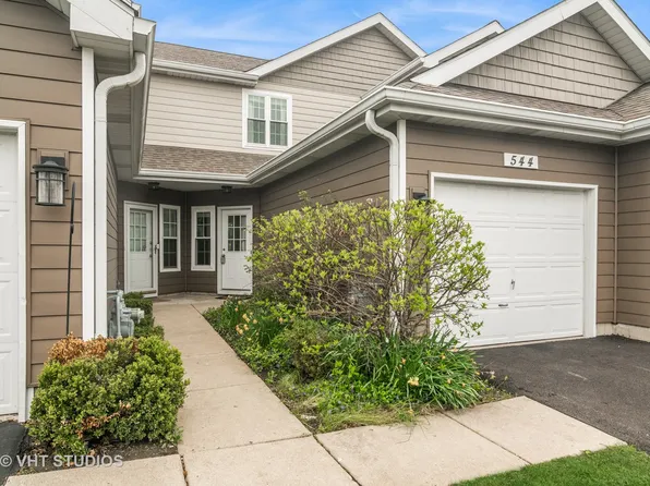 544 Woodhaven Dr #0, Mundelein, IL 60060