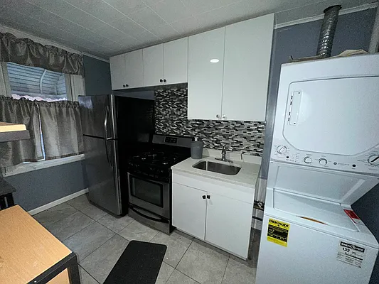 Rented by Corcoran | media 6