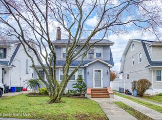 261 Harvest Ave, Staten Island, NY 10310