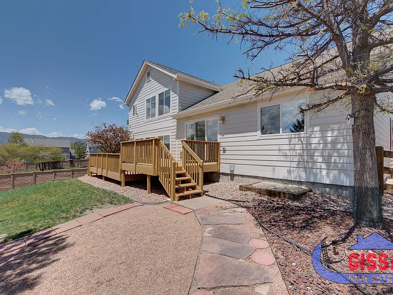 705 Witchhazel Ct — Photo 4