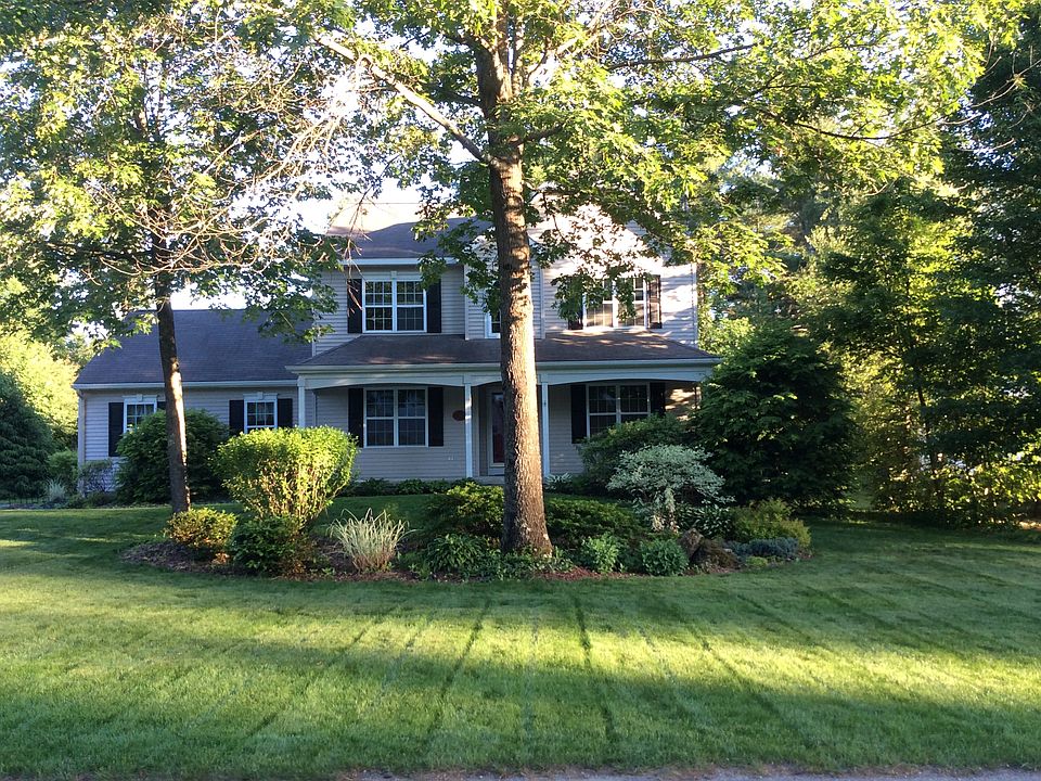 1st image of 11 McDonald Dr