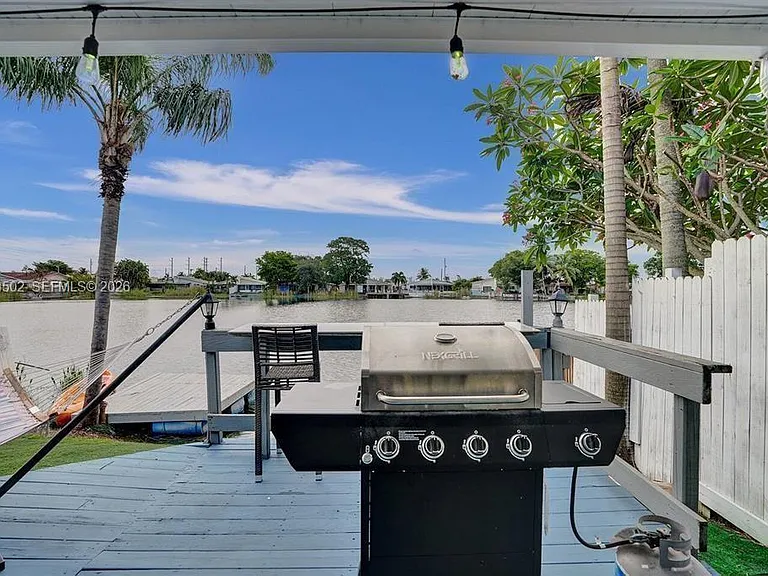 5434 SW 25th Ave — Photo 15