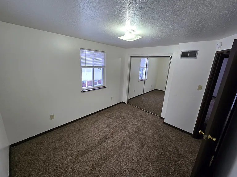 114 Water St — Photo 4