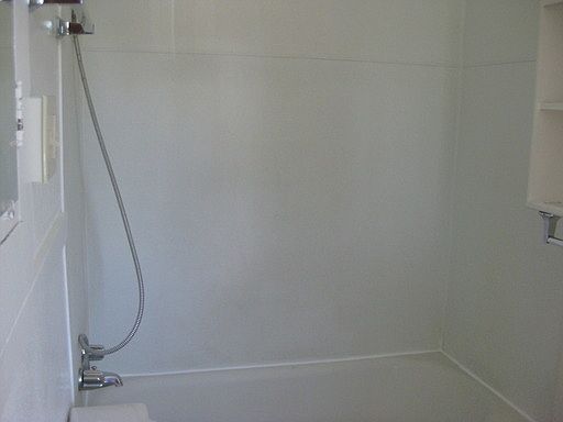 2nd image of 200 Woodford St APT 4