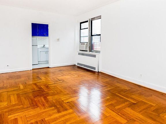 2nd image of 3015 Riverdale Ave APT 6G