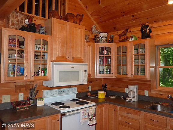 3rd image of 540 Tanglewood Dr