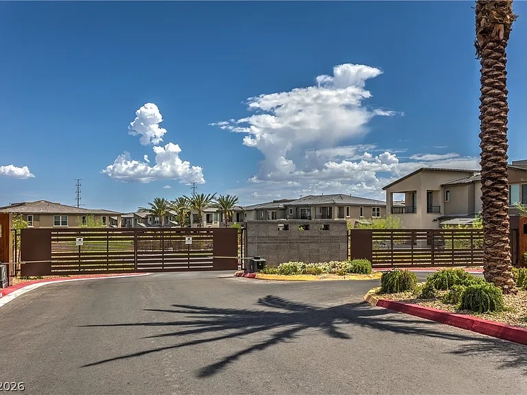 11390 Crimson Ledge Ave — Photo 29