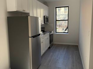 45-55 40th St #2F, Sunnyside, NY 11104