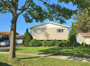 280 Norman Ct, Des Plaines, IL 60016