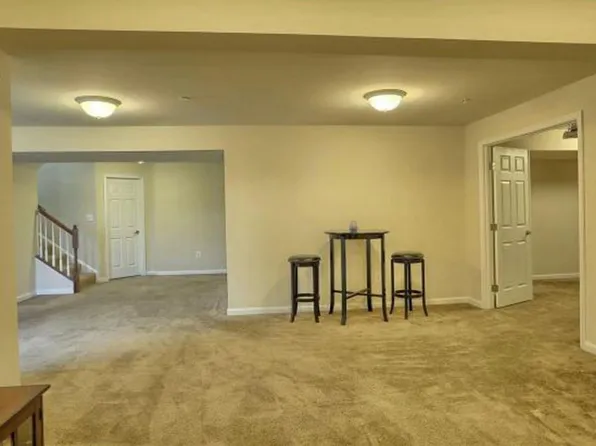 17315 Russett Farm Dr, Shrewsbury, PA 17361