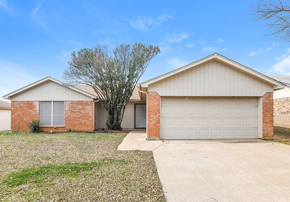 1st image of 6208 Cool Springs Dr