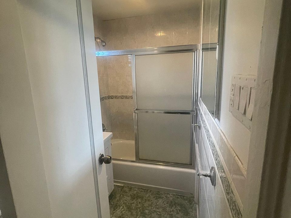 1st image of 1046 E 241st St #2R