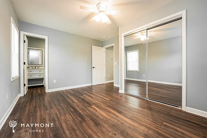 409 Longstreet St — Photo 11