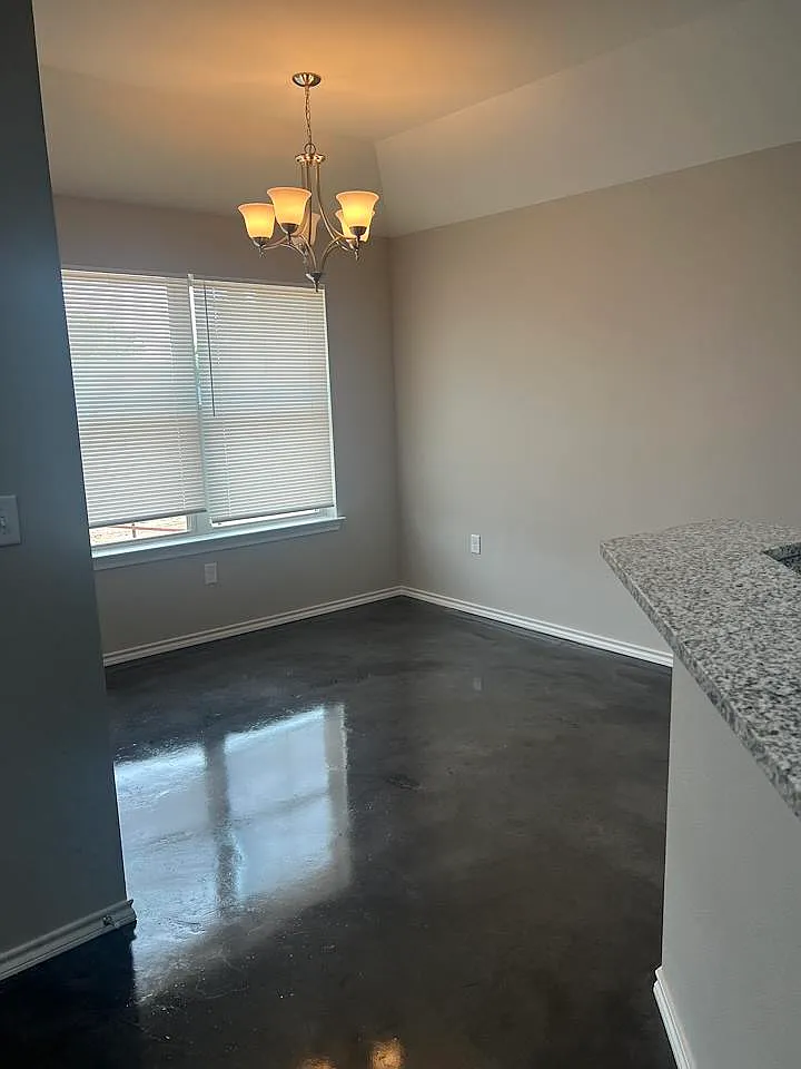 3 bed, 1386 sqft, $1,750 — Photo 4