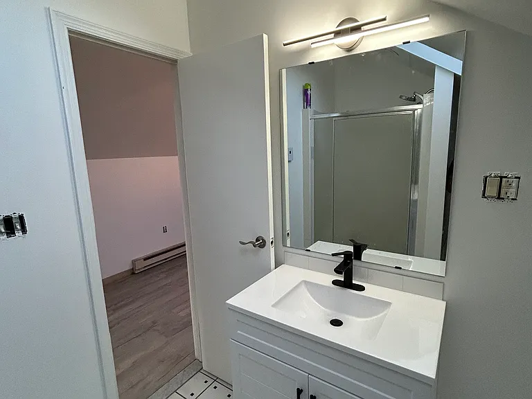 1814 Olive St #3 — Photo 10