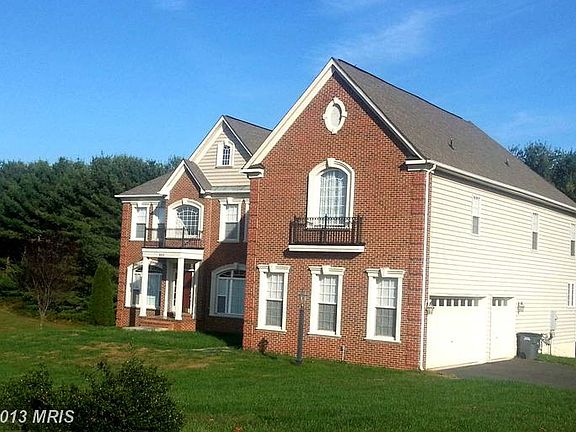 4th image of 6823 Mill Valley Dr