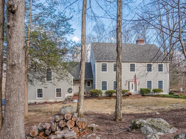 10 Ridgewood Road, Burlington, CT 06013