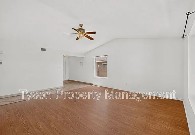 6126 Costa Brava Ave NW — Photo 4