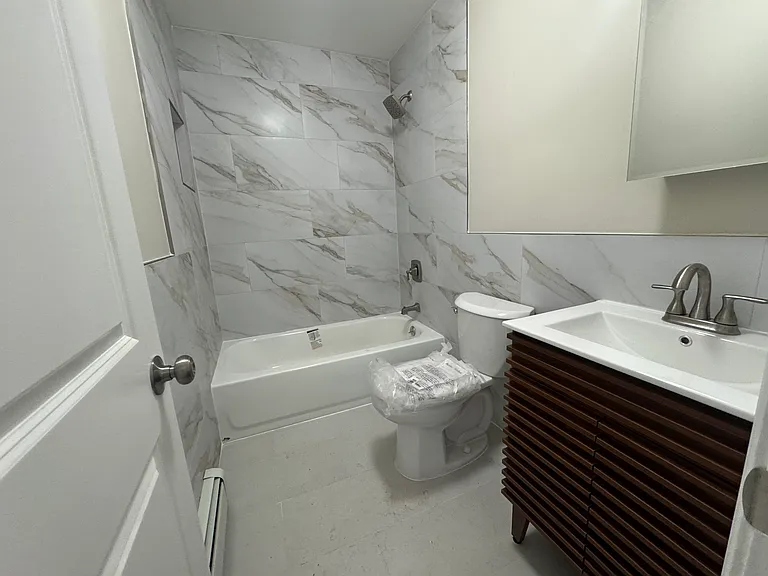 673 Ashford St #2 — Photo 7