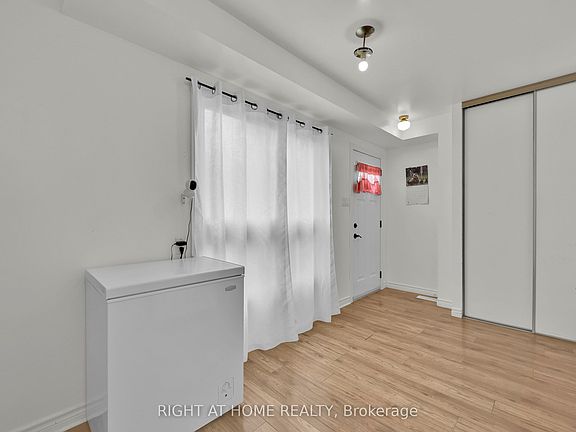 4th image of 253 Taylor St #8