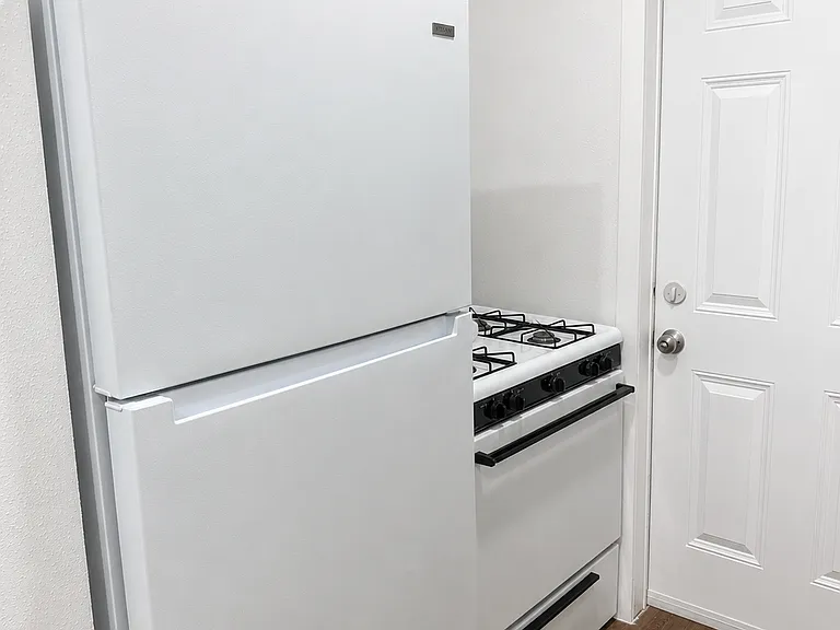 2708 Oakcliff St #3 — Photo 9