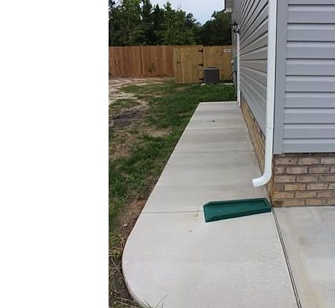 3rd image of 3935 Shenandoah Cir