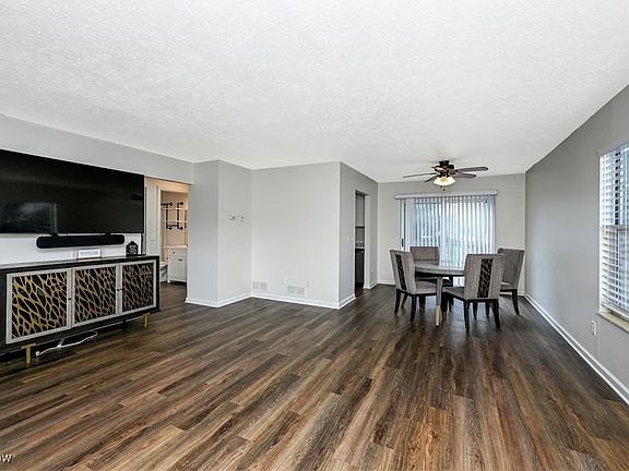 5th image of 2869 Tinkers Ln