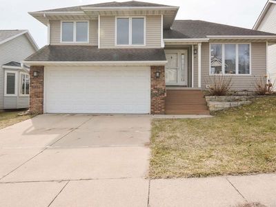 13 Coll Ct, Iowa City, IA, 52246