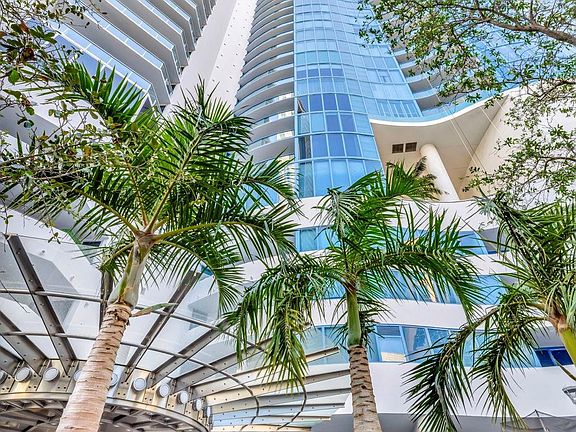 3rd image of 333 Las Olas Way #2303