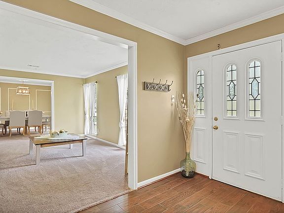 4th image of 2514 E Pebble Beach Dr