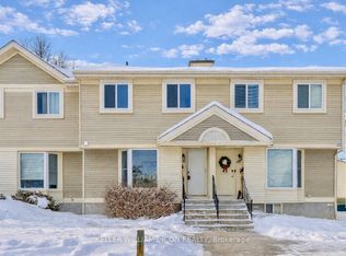 104 McDermot Ct #8, Ottawa, ON K2L 3V2